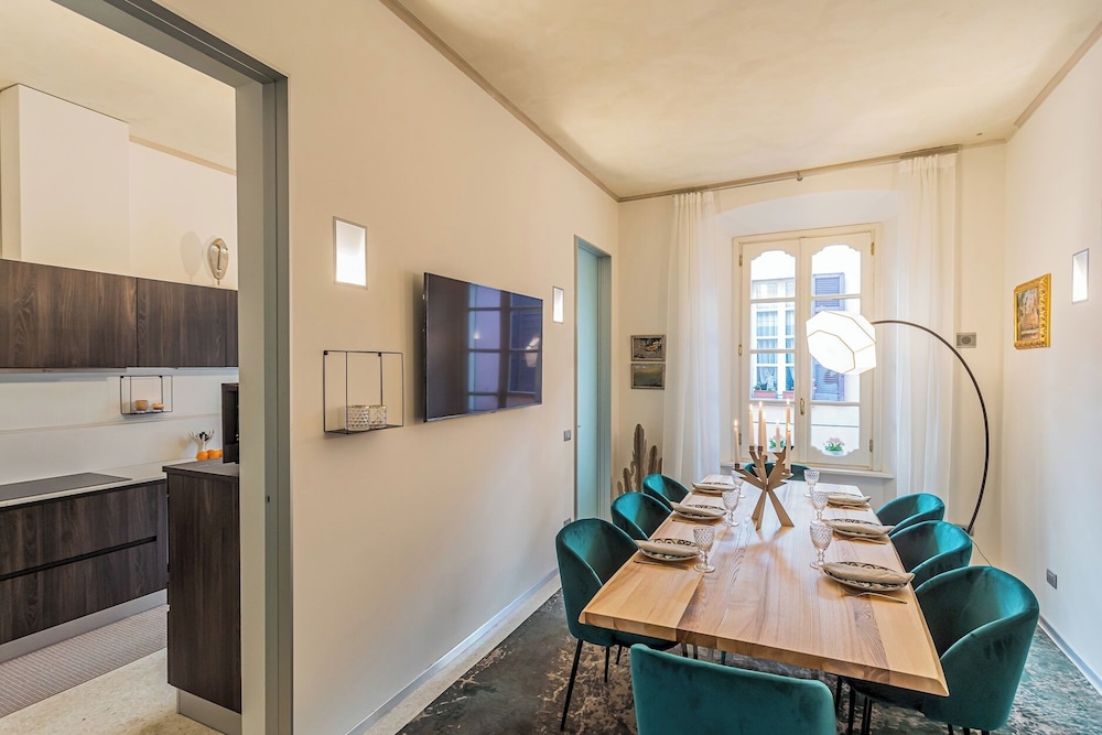 Rovelli 41 by Rent all Como