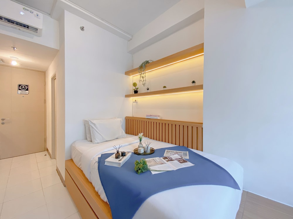 Minimalist And Comfort Studio Apartment Tokyo Riverside Pik 2