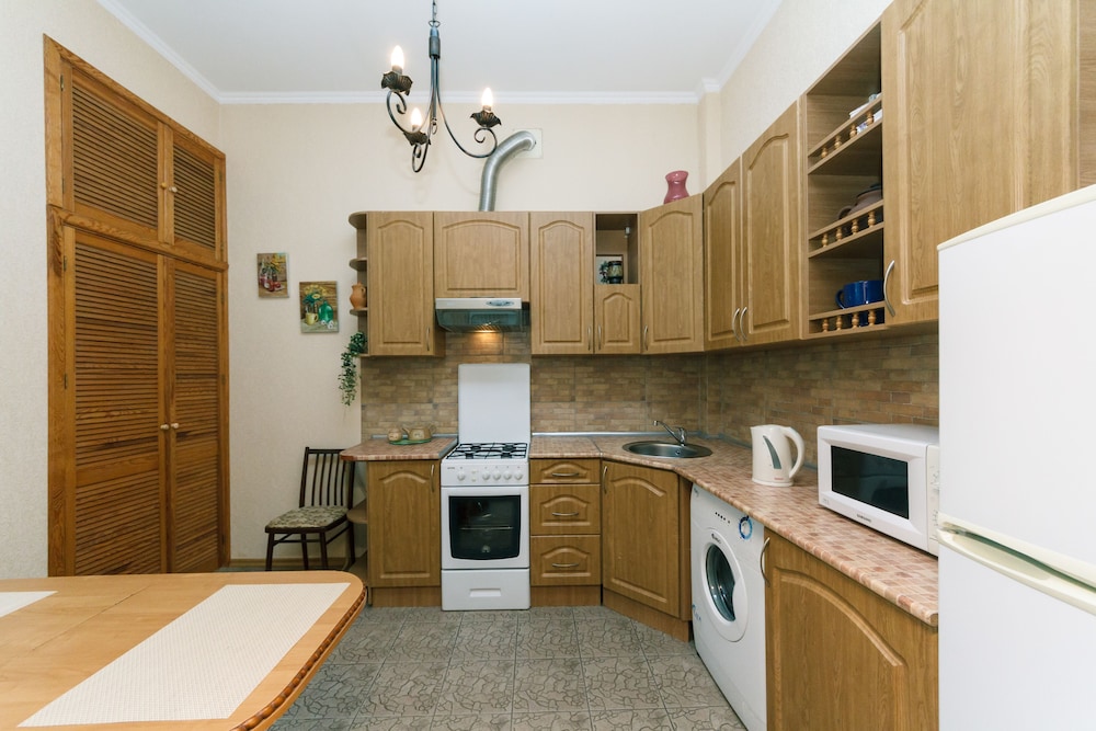 Alma Apartments