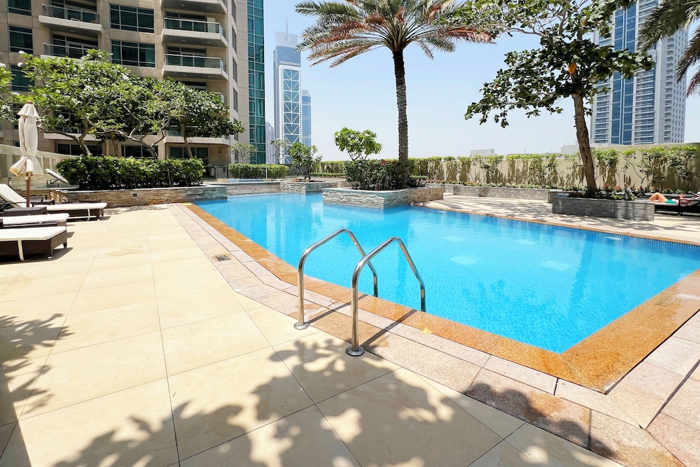 Silk Valley-Luxury 2B Burj Khalifa View