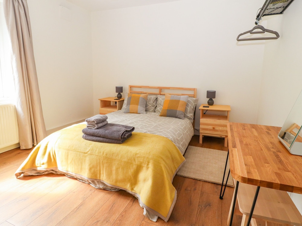 Well House Farm Flat 1 view 4