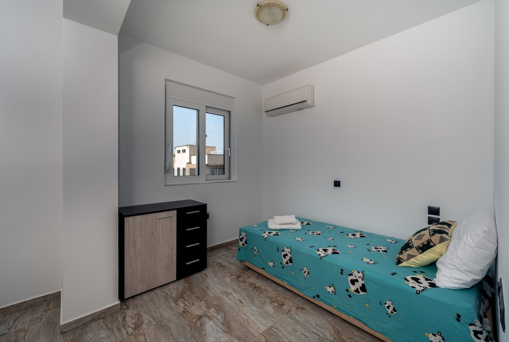 Sweet Home Apartments photo 3