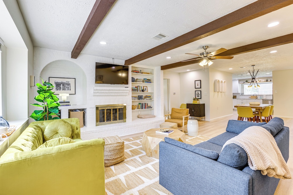 5 Mi to Lake Houston: Family Home in Humble