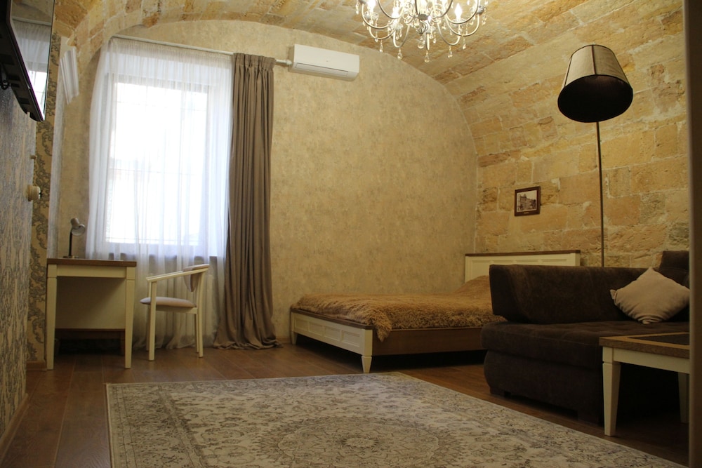 Photo 52