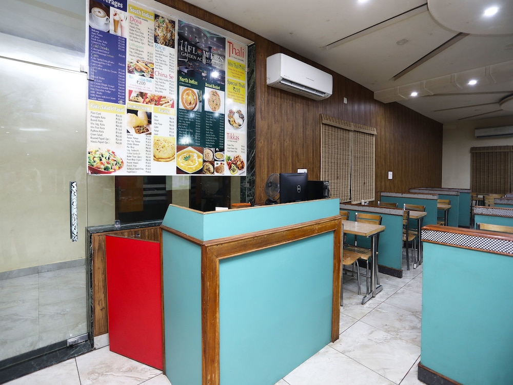OYO 17408 Scindia Resorts And Hotels view 2