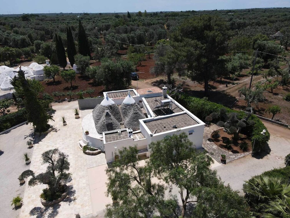 3229 Trullo Mimosa by Perle di Puglia view 2