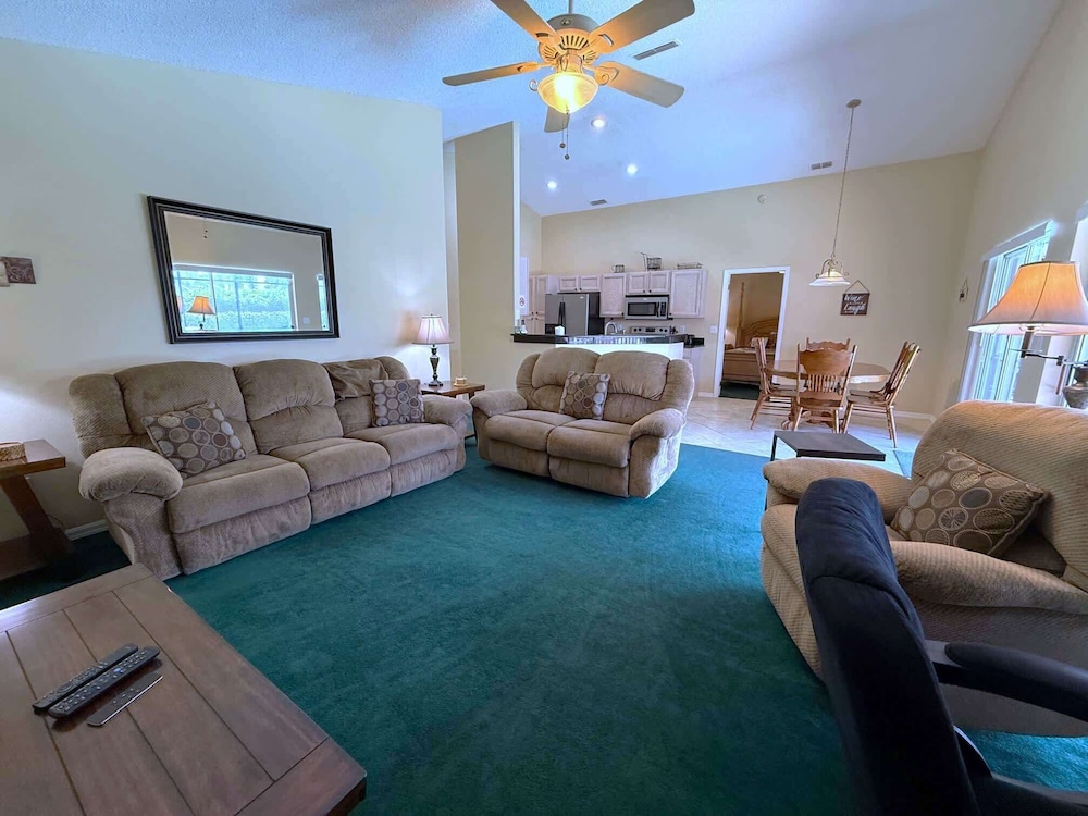3-bedroom Southern Dunes Pool Home Villa