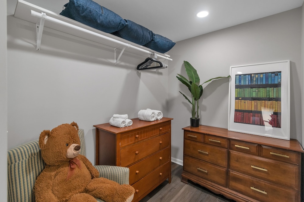 Charming Pet Friendly Concord Retreat 3 Bedroom Home