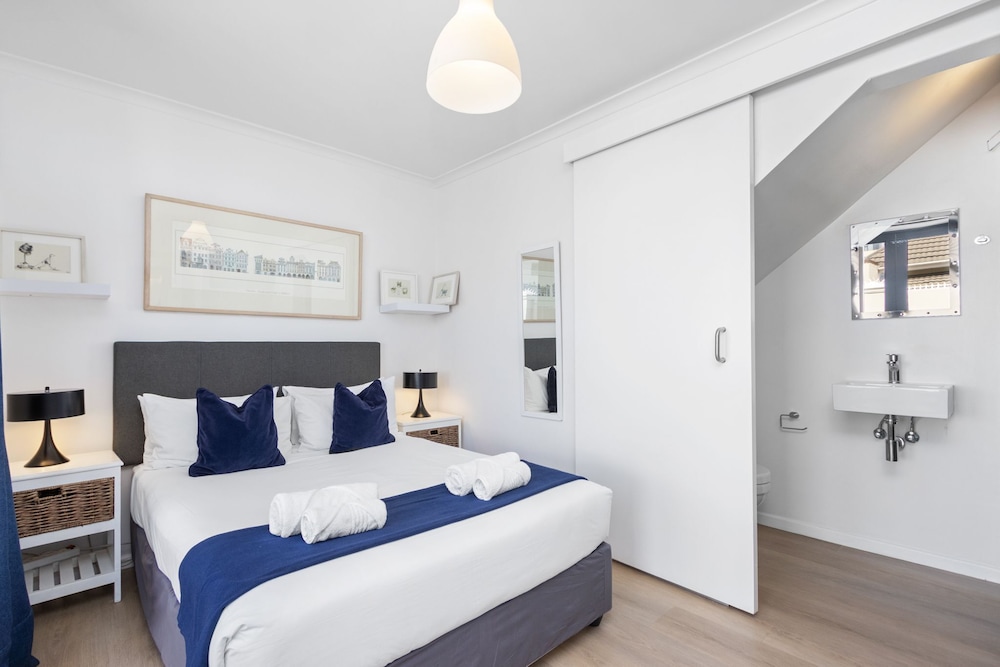 Uptown Retreat