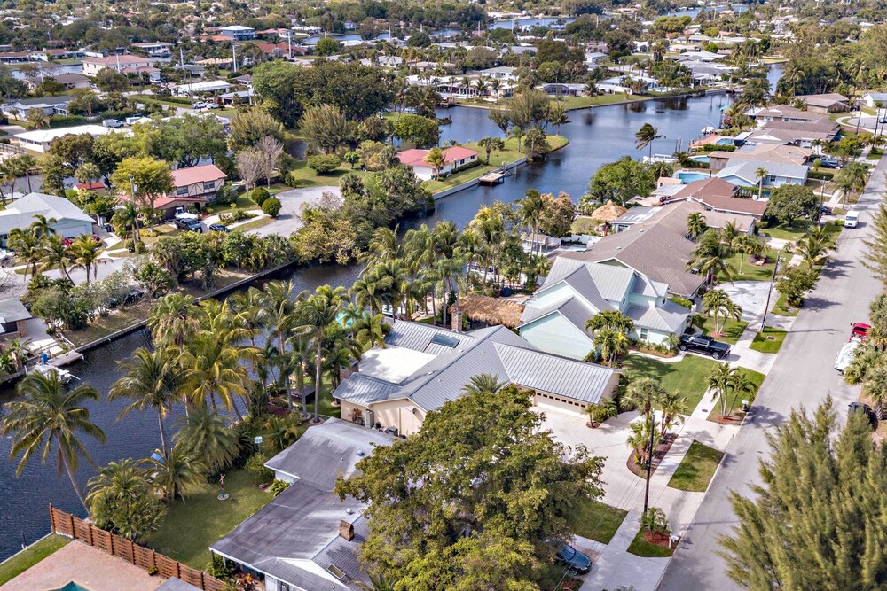 Sunny Waterfront Home by West Palm w/ Hot Tub! view 4