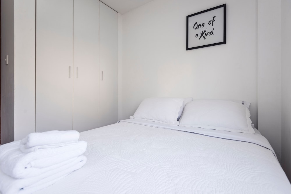 ALU Apartments - Miraflores Boardwalk
