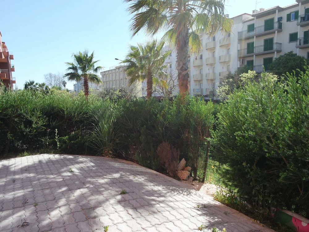 B02 - Fantastic Apartment With Pool Almost On The Sandy Beach by DreamAlgarve