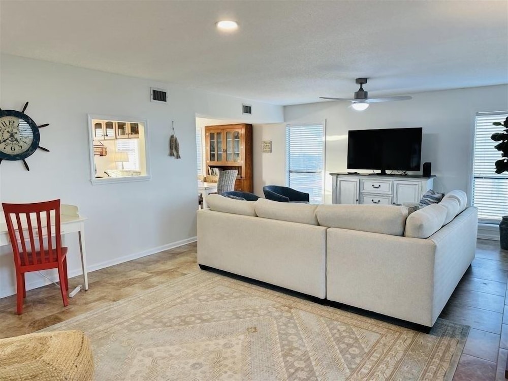 854 S Fletcher 2 Bedroom Home