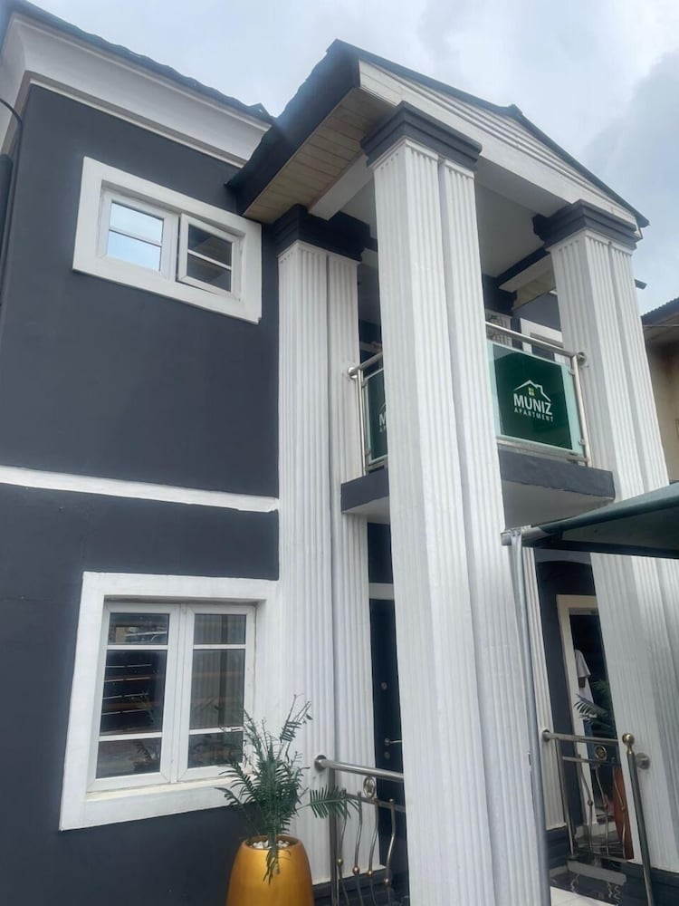 Muniz Global Apartments