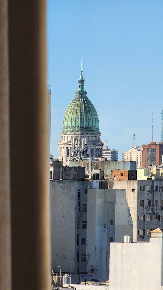 Alberti 360 Charming City Center Apartment With Shared Pool