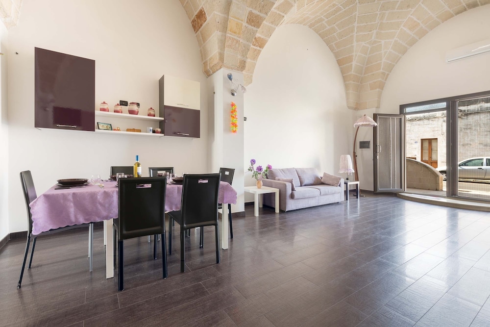 2094 La Dolce Vita Suite photo 3