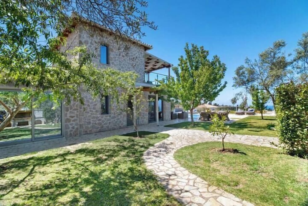 Villas Goudis