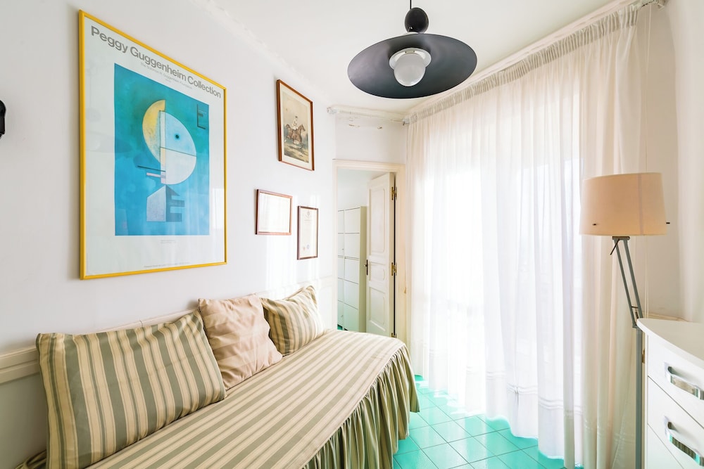 Villa Paola - Hidden Panoramic Garden and Terraces by Napoliapartments