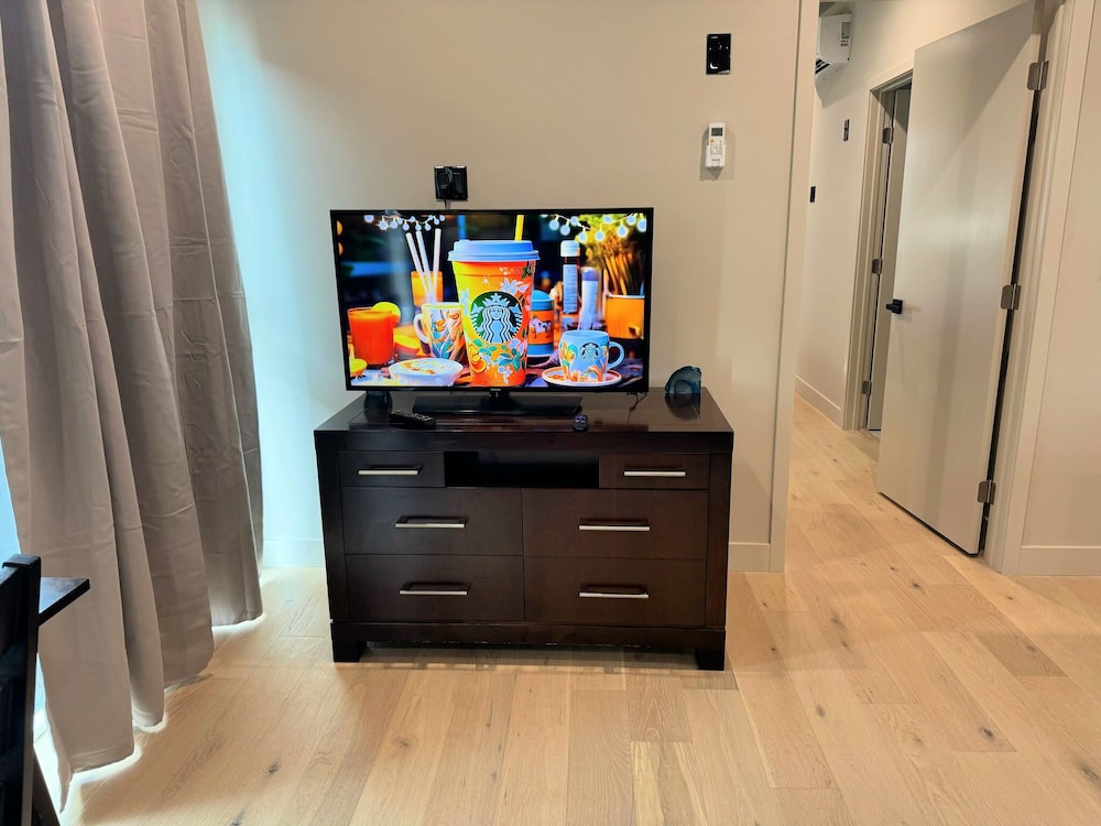 Premier Apts in Vibrant Downtown LA