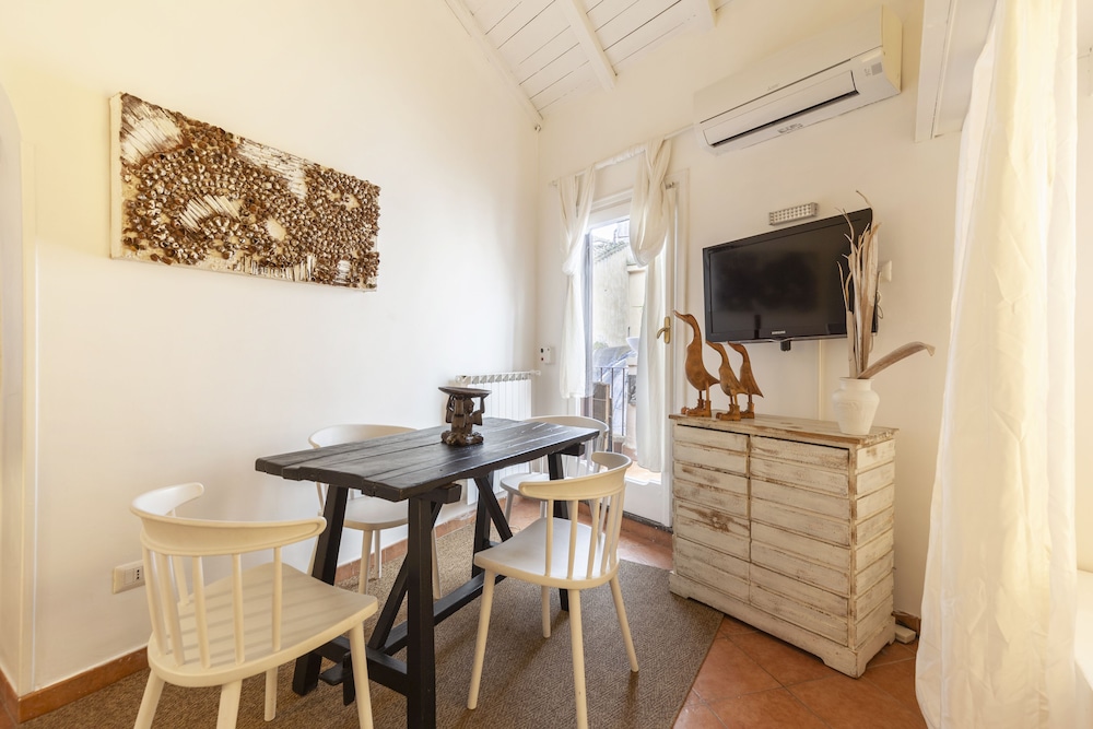 Pantheon Terrace Natural Flat