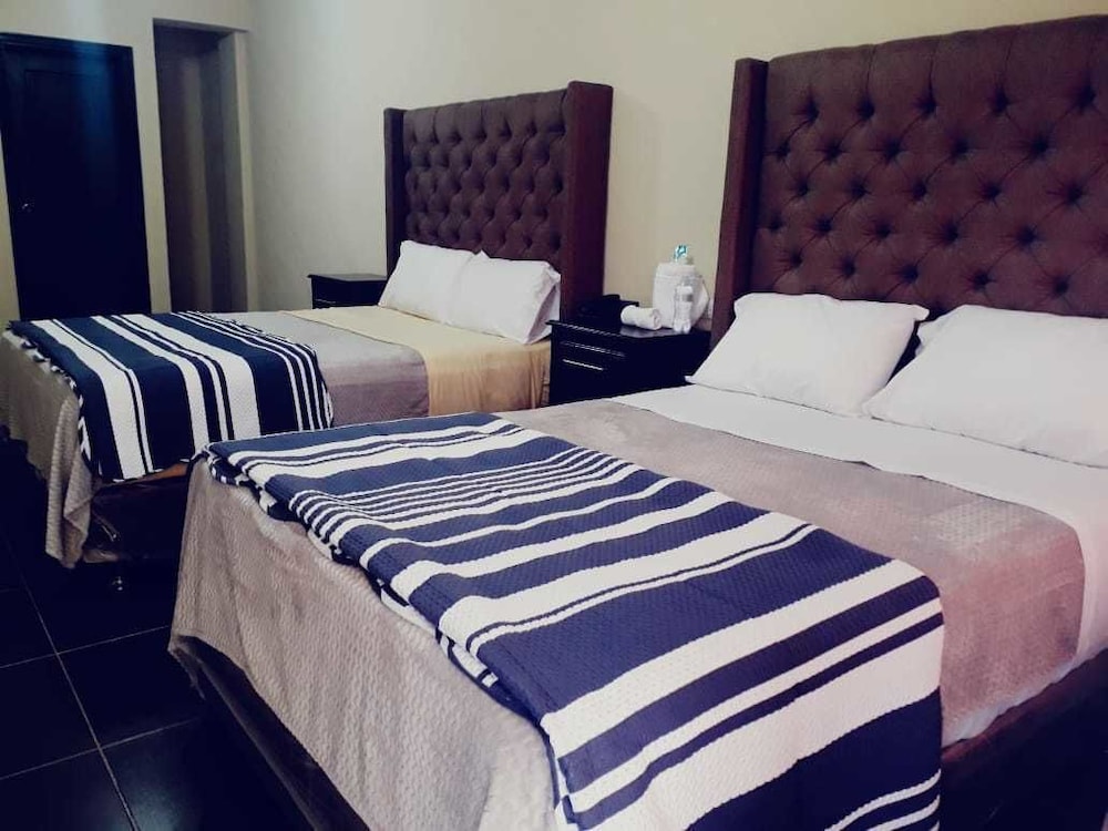 Hotel Imperial - Property Image 2