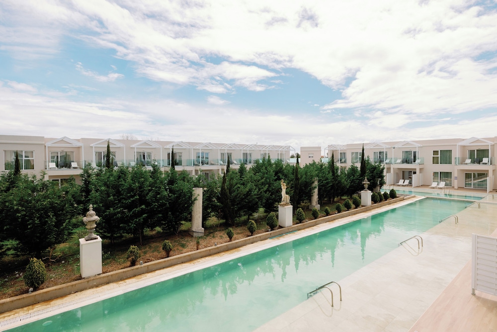 Sandy Villas Resort
