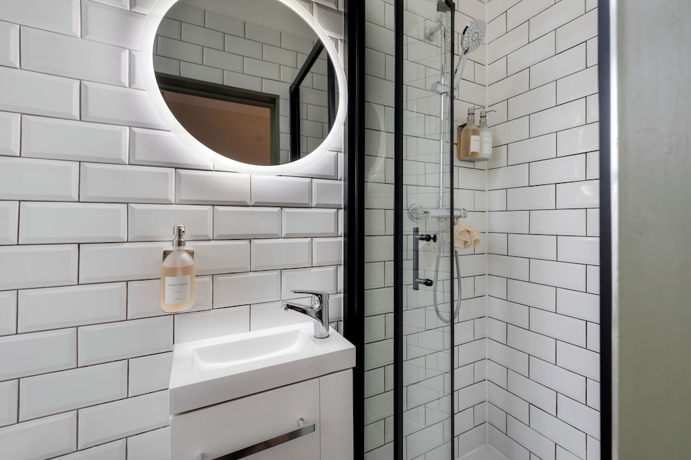 Tower Bridge Road Your Apartment