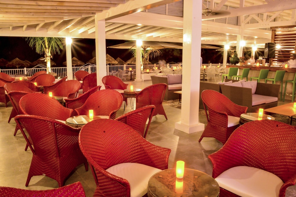 Jamaica Vacations - Grand Decameron Cornwall Beach, A Trademark All-Inclusive Resort - Property Image 15