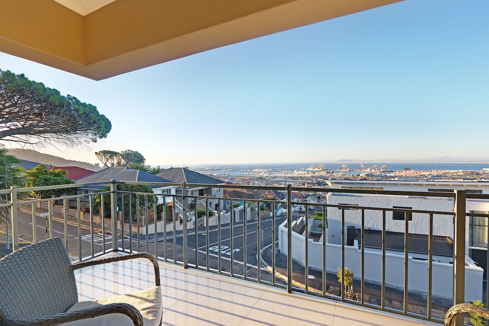 Star Holiday Apartments view 4