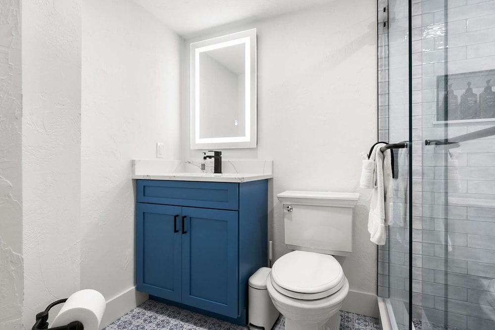 Direct Ocean View Steps to Beach Modern Updates