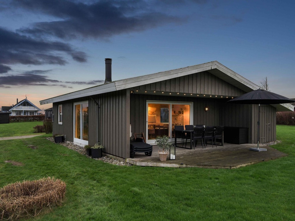 5 Star Holiday Home in Assens