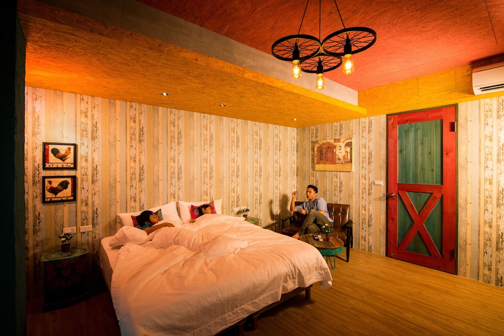 Fly Inn Yilan