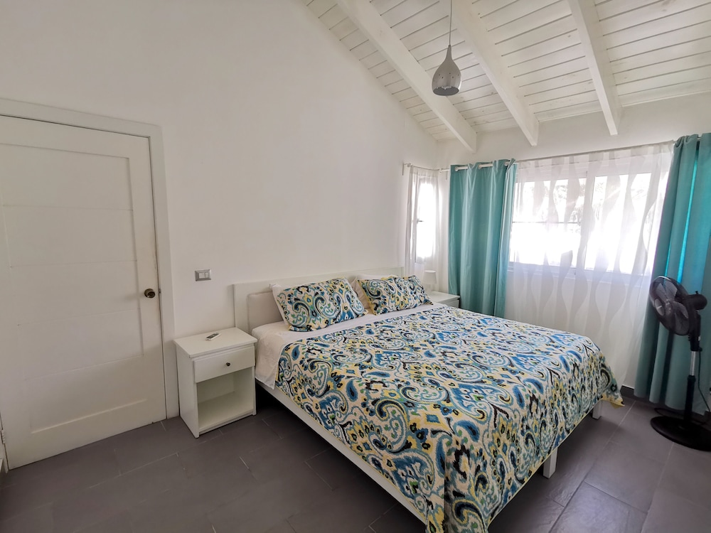 Los Corales Tropical Beach Resort & SPA