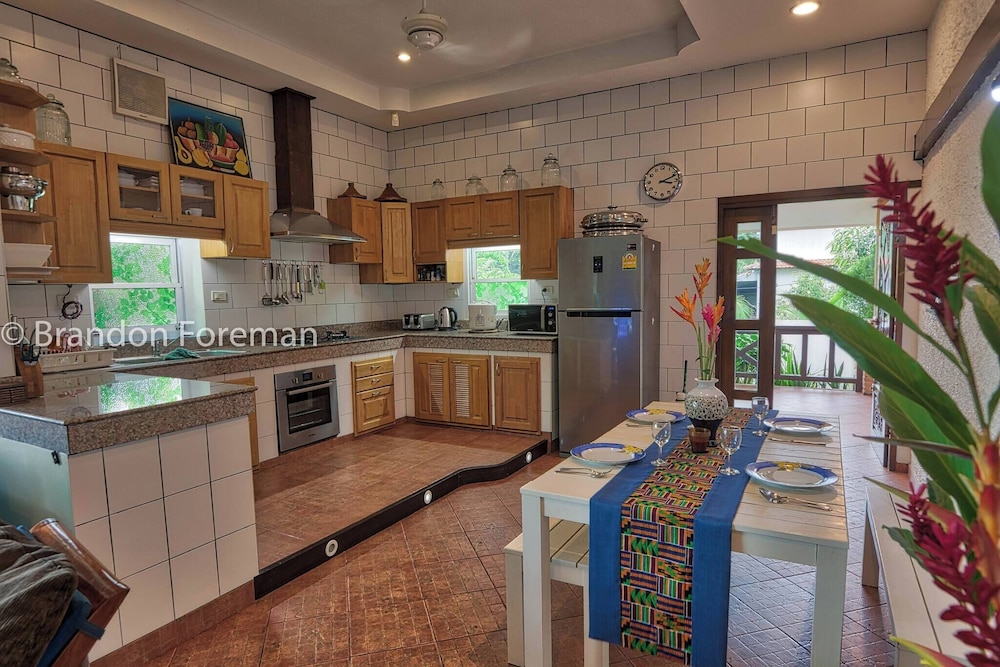 Mooni Sunshine Villa