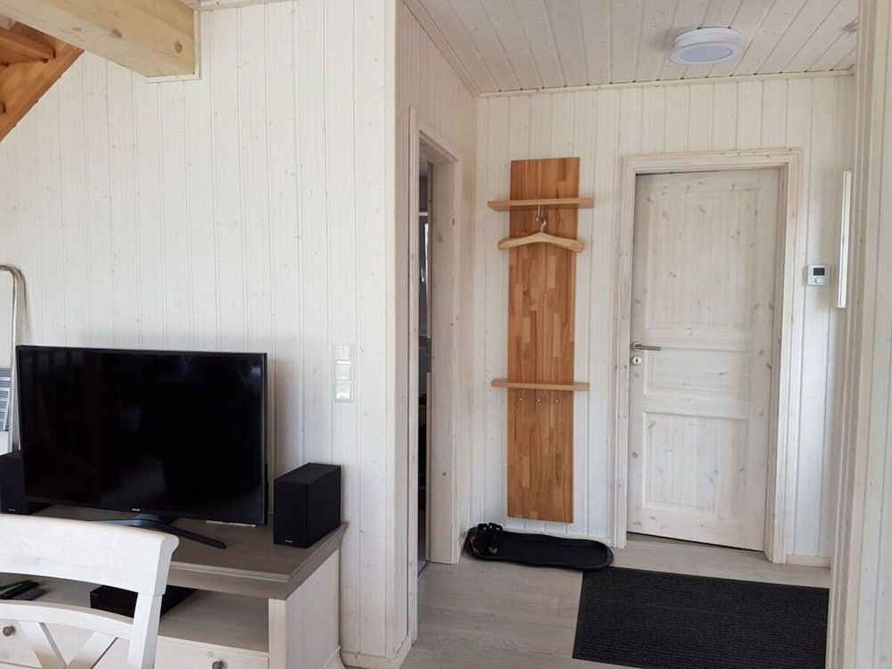 Beaver Modern Retreat