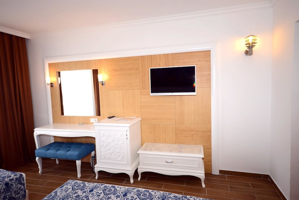 Eftalia Village Hotel - All Inclusive — 13