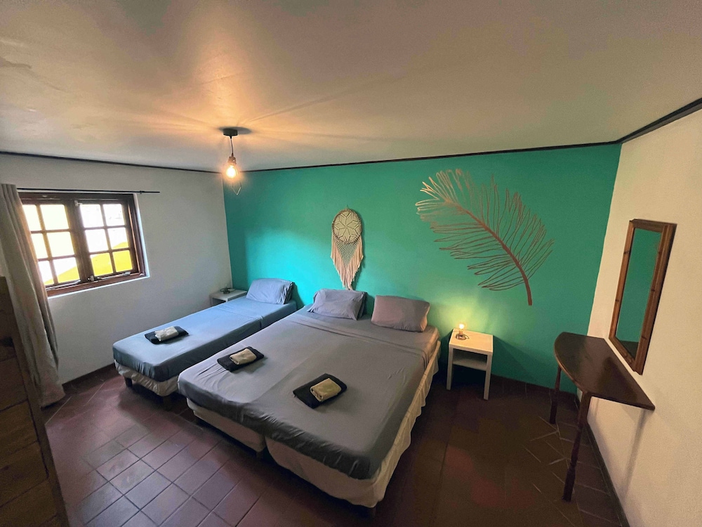 Mirador Apartments