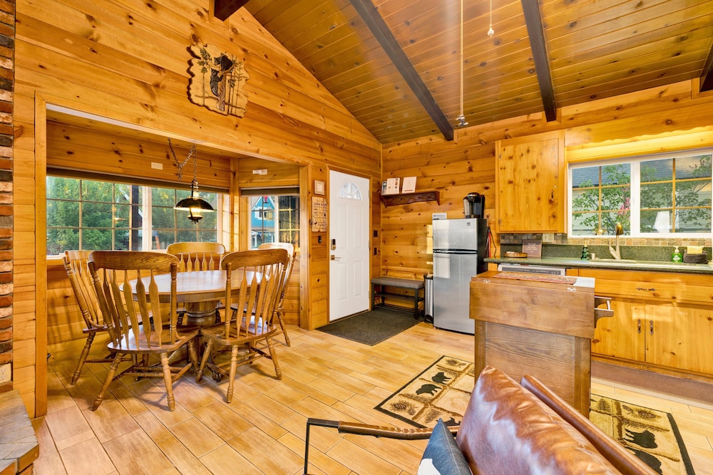 Orchard Family Cabin #2560