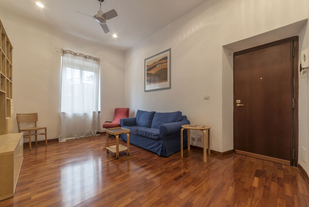 Roman Experience Testaccio Flat