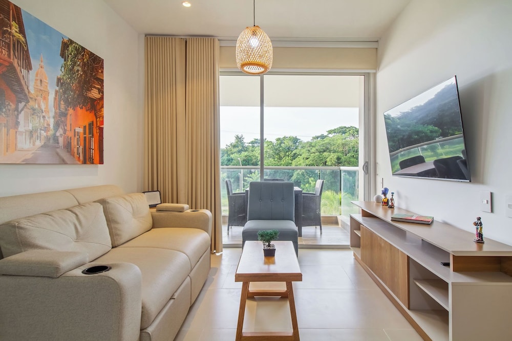Baia Kristal Cartagena By HostPro