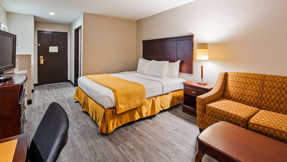 San Antonio Vacations - SureStay Hotel by Best Western Orange - Property Image 20