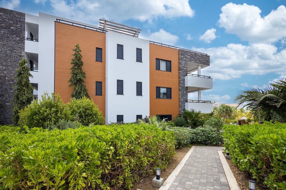 NEW Luxury Ocean View Stay at The Shore Blue Bay