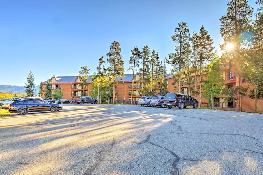 Summit County Vacations - Cozy Silverthorne Condo w/ Balcony  Mtn Views! - Property Image 3