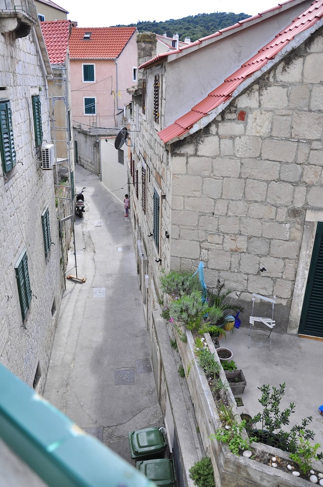Modern Studio in the City Center
