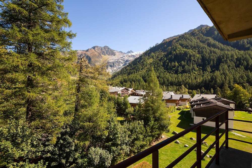 R Sidence Bel Alp 16