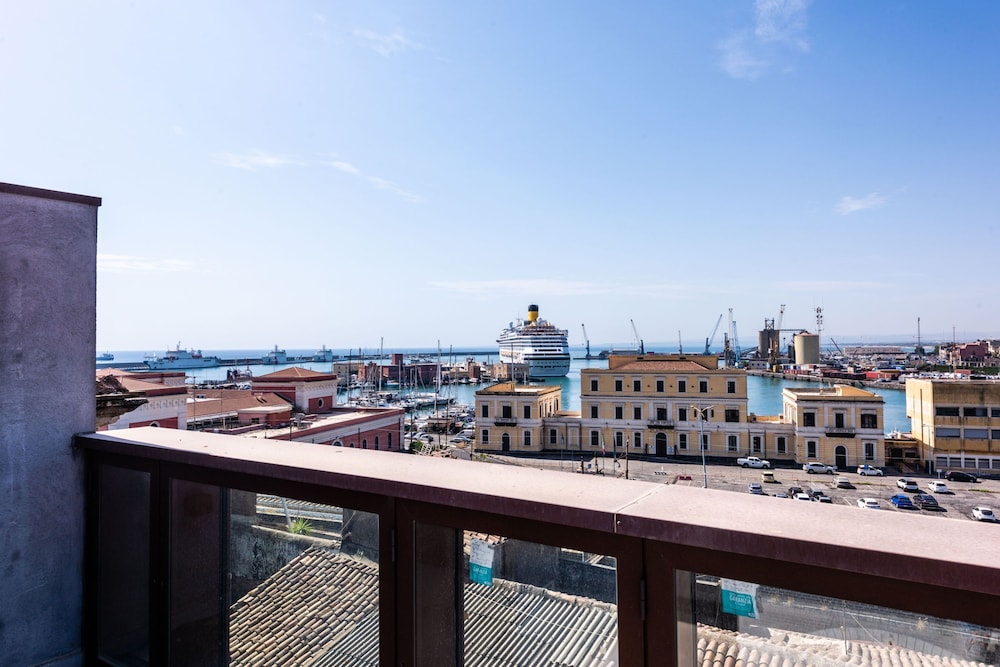 Vecchio Bastione With Terrace by Wonderful Italy