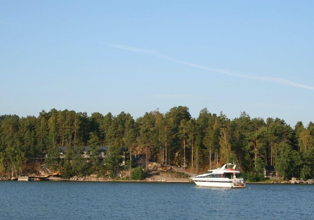 Äijälän Rusti Paratiisisaari