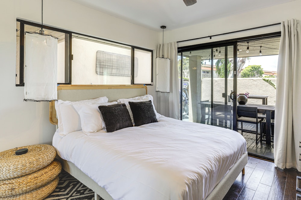 Resort Perks, Ocean Access: Solana Beach Townhome!