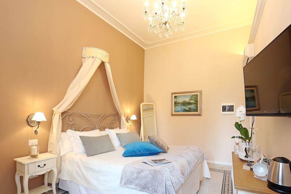 Liberty Rome Suites