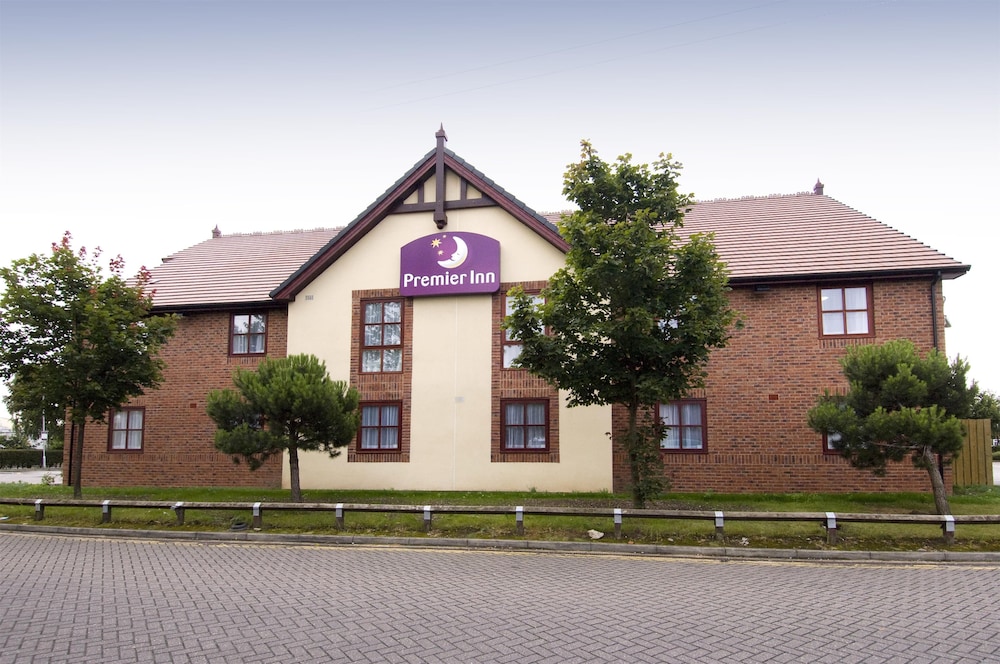 Premier Inn Crewe Central 3